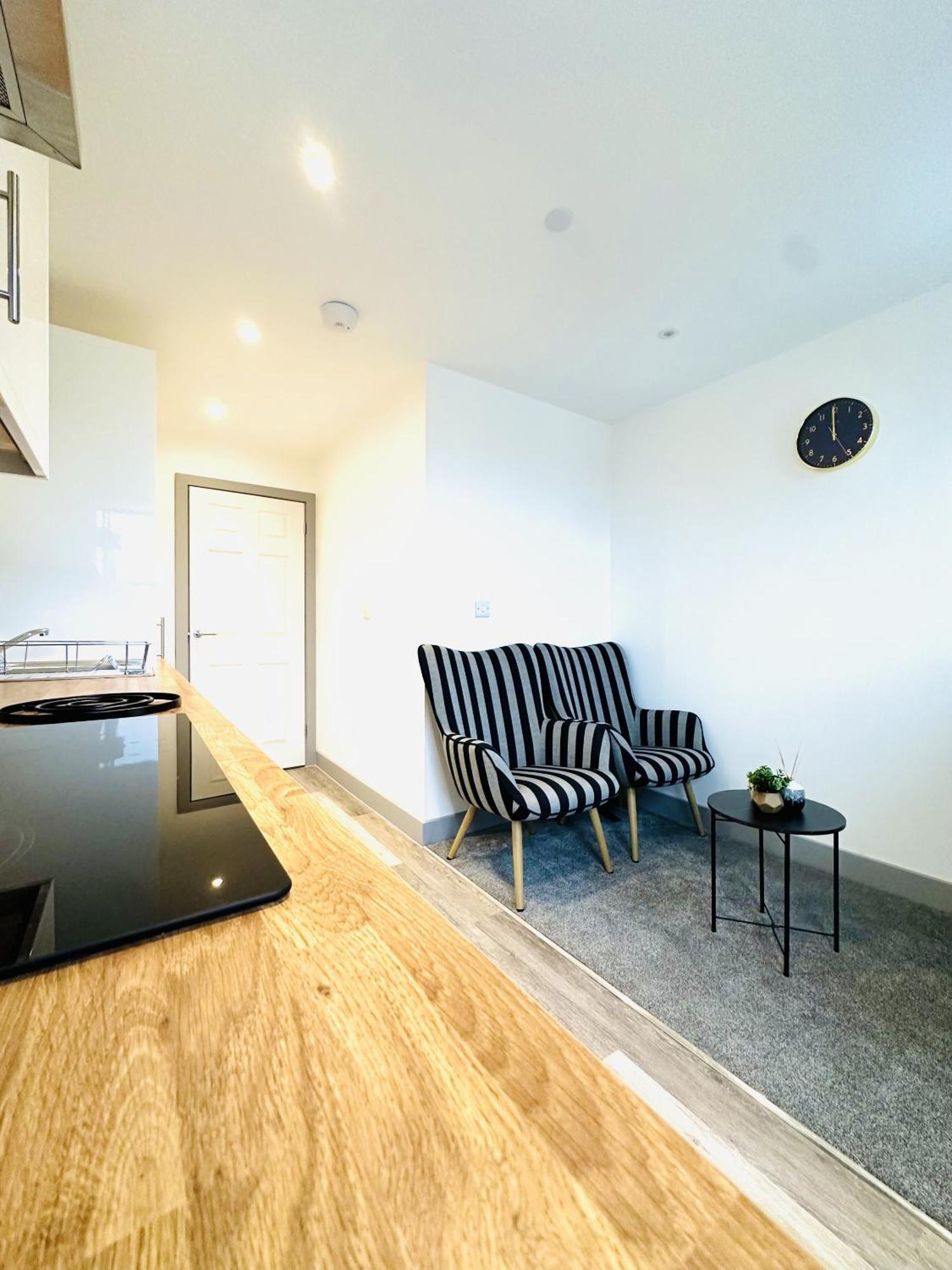 דירות ווייקפילד 301 Grosvenor House מראה חיצוני תמונה