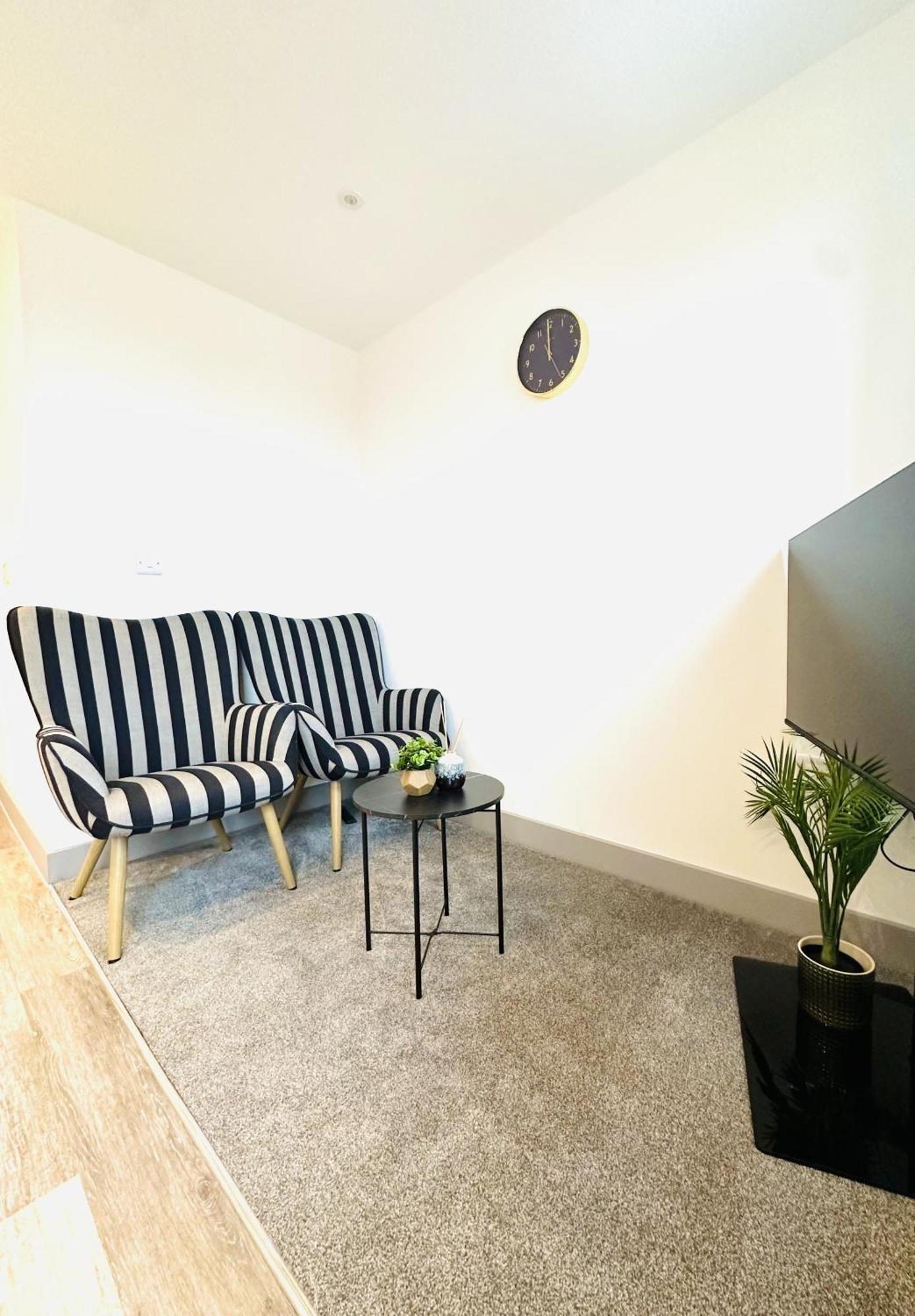 דירות ווייקפילד 301 Grosvenor House מראה חיצוני תמונה